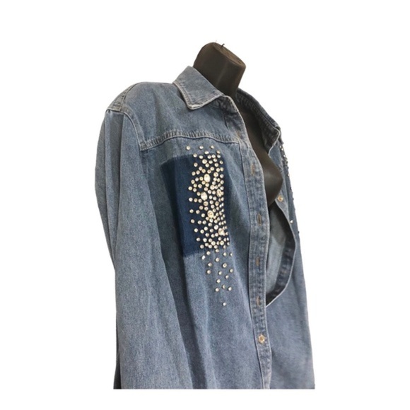 Beautiful denim crystal rhinestones studded‎ button down shirt size medium new - Picture 6 of 16